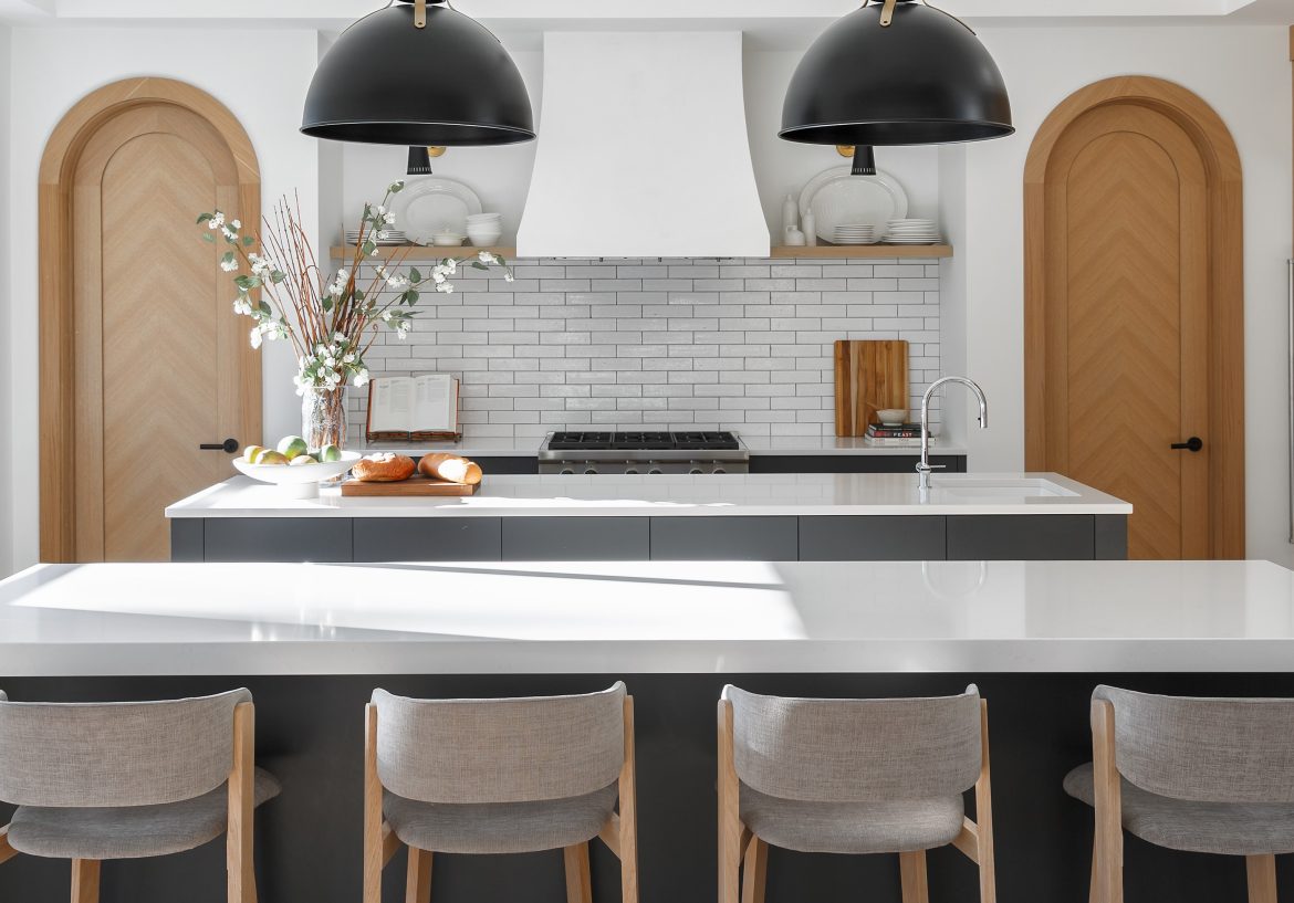 21 Decorating Ideas with White Appliances & Painted Cabinets 21 Decorating Ideas with White Appliances & Painted Cabinets