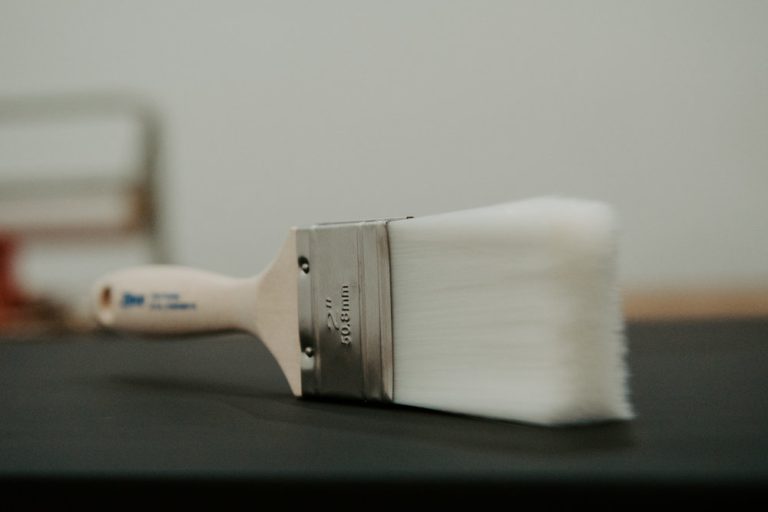The Best Paint Brushes for Applying Polyurethane DormyHome